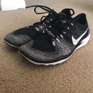 Women’s Nike Free Flynit 2